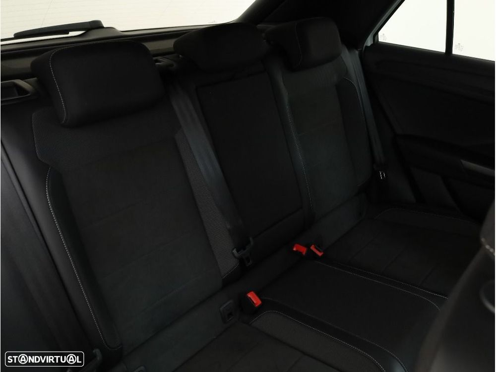 VW T-Roc 1.5 TSI Black Style DSG - 23