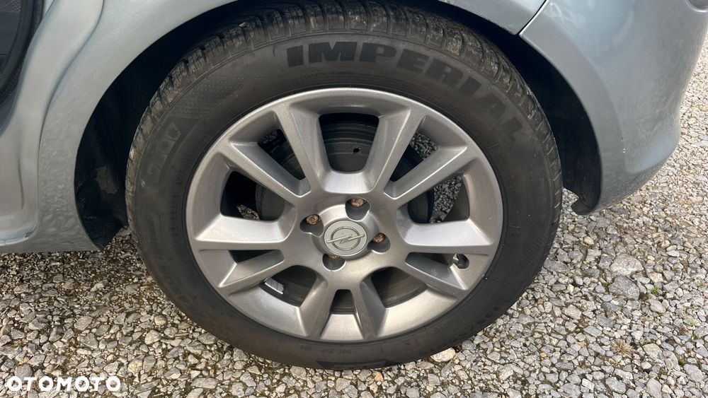 Opel Corsa - 17