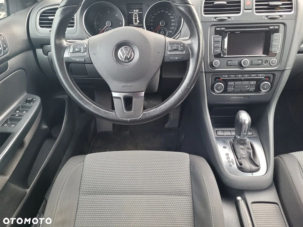 Volkswagen Golf - 14