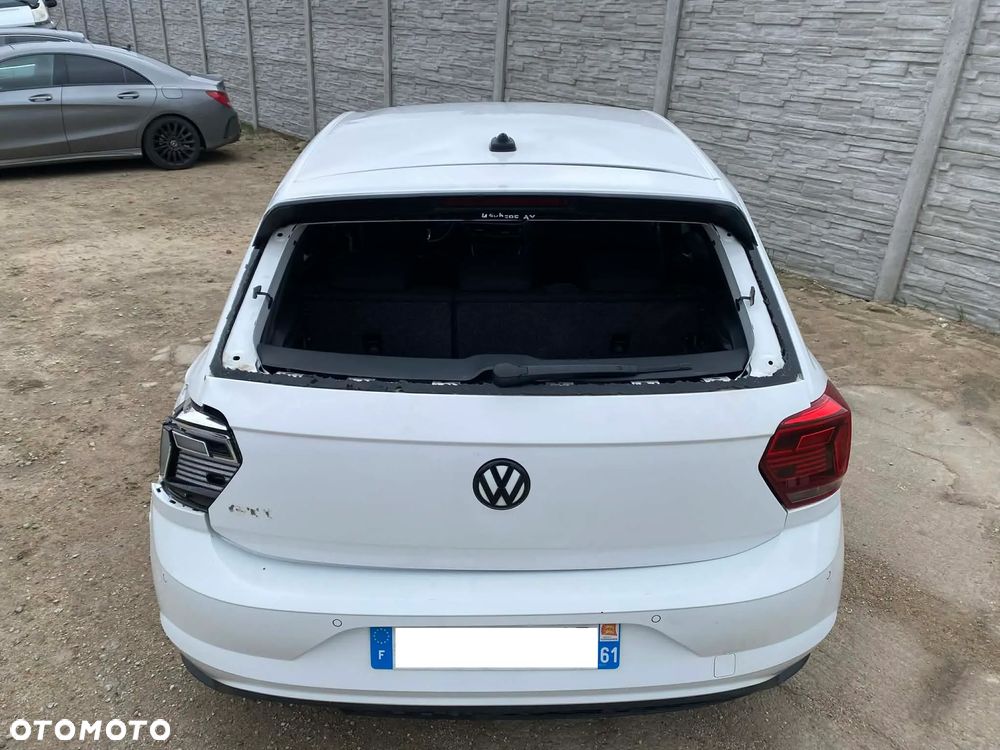 Volkswagen Polo 2.0 TSI DSG GTI - 40