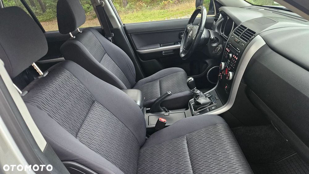 Suzuki Grand Vitara 2.4 Premium EU5 - 15