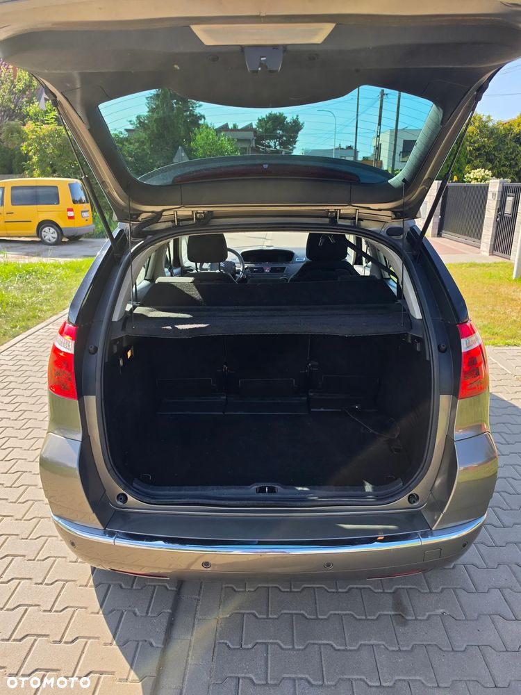 Citroën C4 Picasso 1.6 HDi Impress - 6