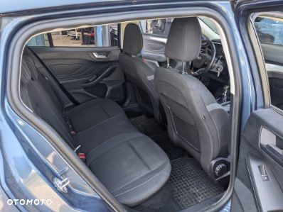 Ford Focus - 9