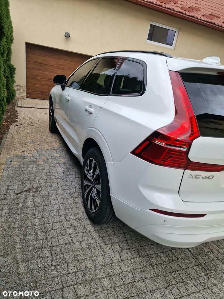 Volvo Xc60 2023 photo 3