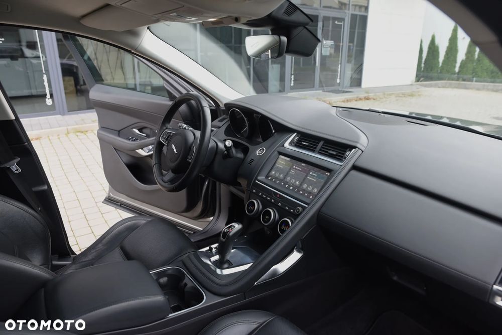 Jaguar E-Pace 2.0 i4P AWD S - 6