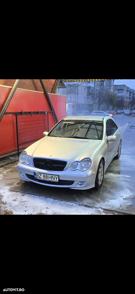 Mercedes-Benz C 200 CDI Automatik Avantgarde DPF Sport Edition - 27