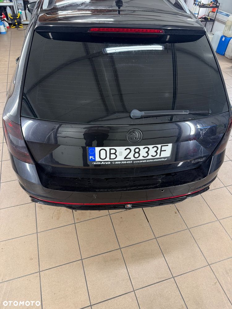 Skoda Octavia 2.0 TDI RS DSG - 7