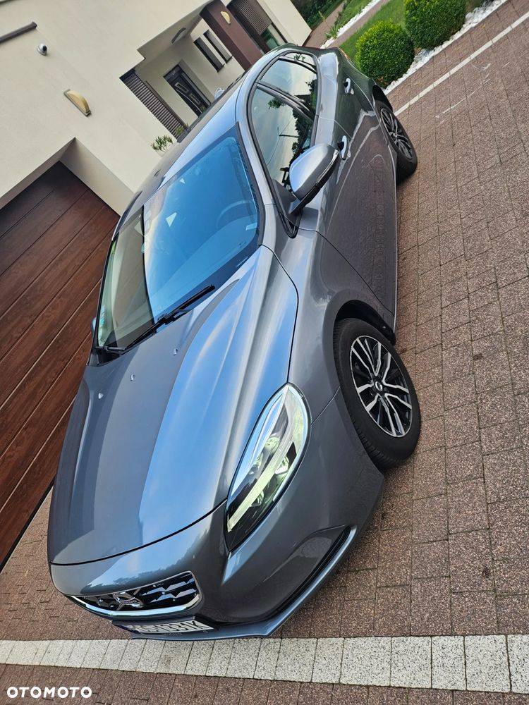 Volvo V40 D2 Momentum - 5