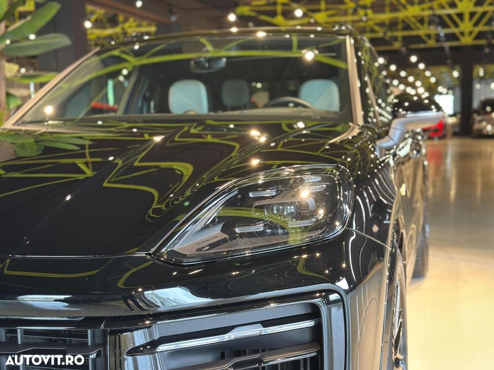 Porsche Cayenne - 10