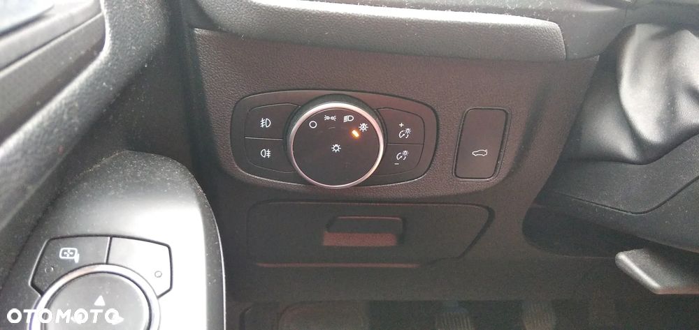 Ford Focus 1.5 EcoBlue Start-Stopp-System TITANIUM VIGNALE - 23