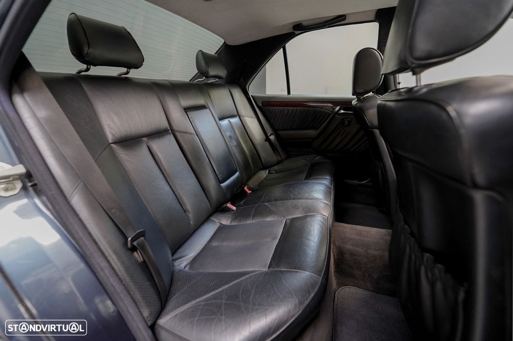 Mercedes-Benz C 250 TD Sport - 12