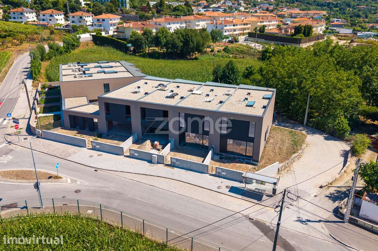 VILLAS MAINA - Moradia T3 Nova em Urgezes, Guimarães - Grande imagem: 2/24