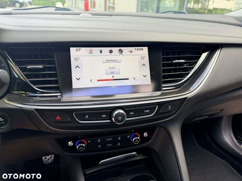 Opel Insignia - 38