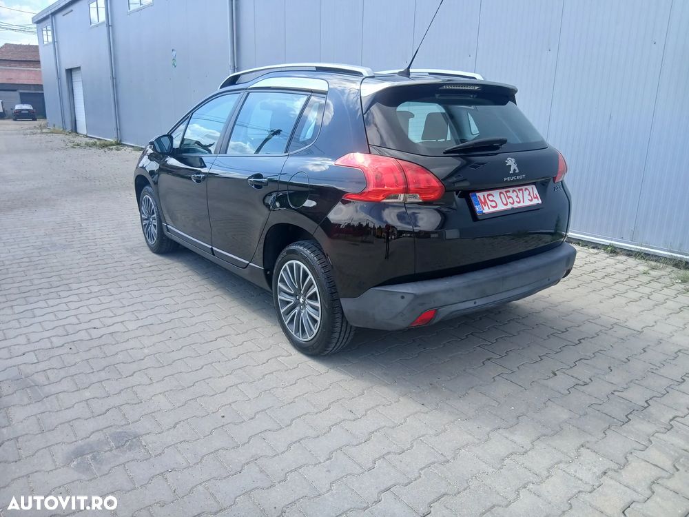 Peugeot 2008 PureTech 82 Active - 4
