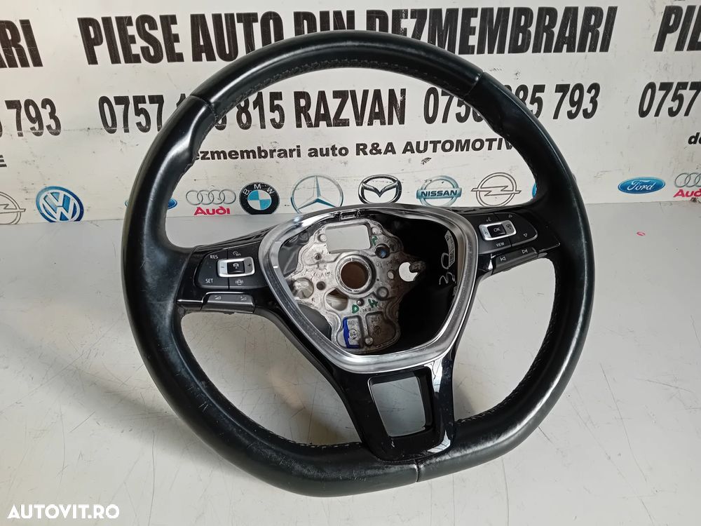 Volan Din Piele Cu Comenzi Si Padele Vw Passat B8 An 2015-2020 Stare Buna - 4