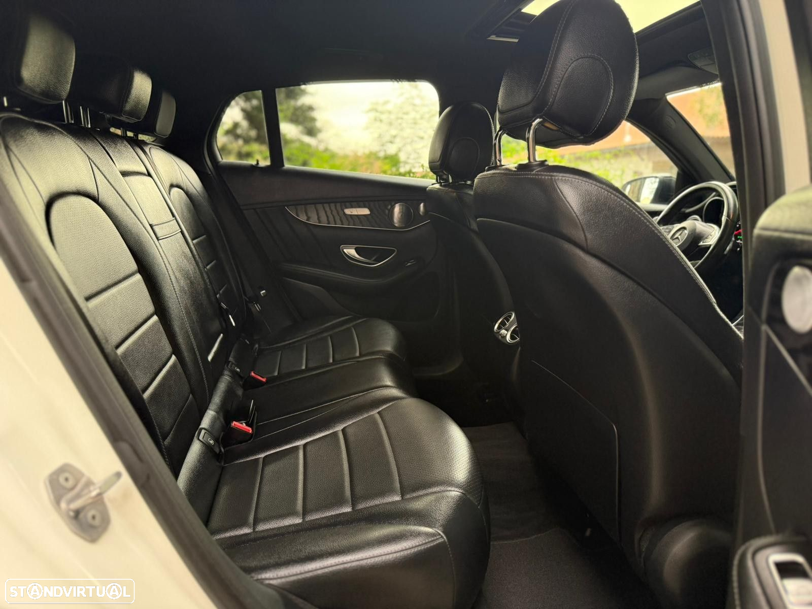 Mercedes-Benz GLC 250 d Coupé AMG Line 4-Matic - 30