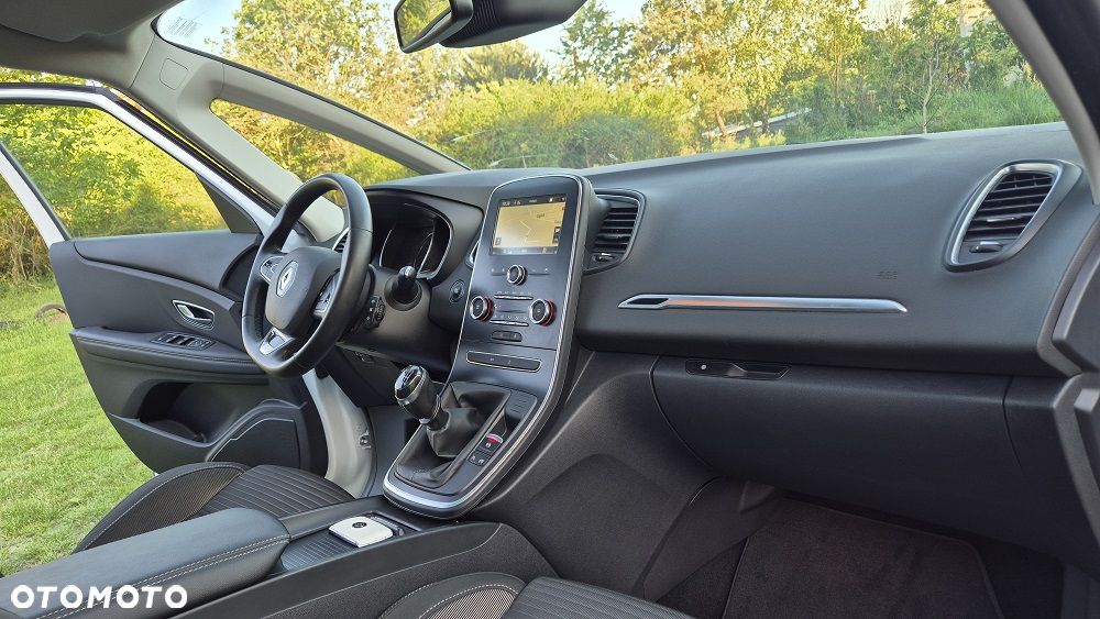 Renault Grand Scenic - 7