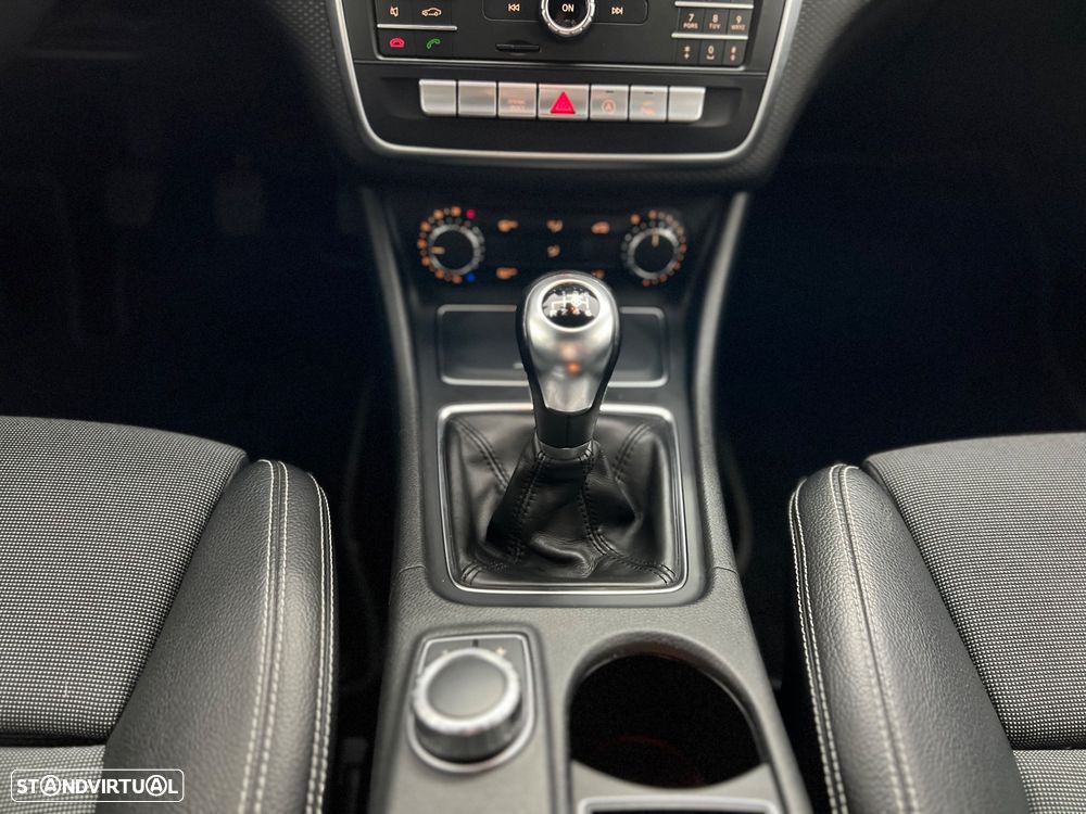 Mercedes-Benz A 180 d Style - 24