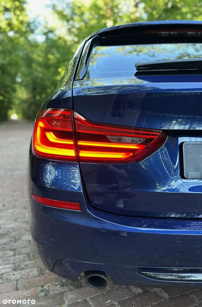 BMW Seria 5 - 26