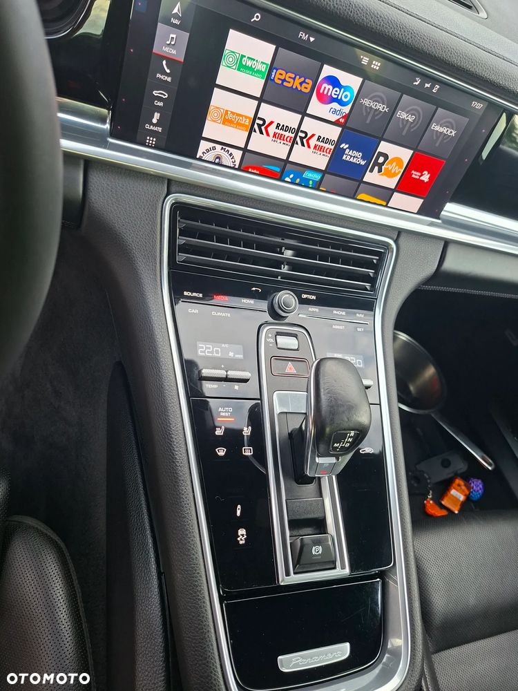 Porsche Panamera 4S - 12