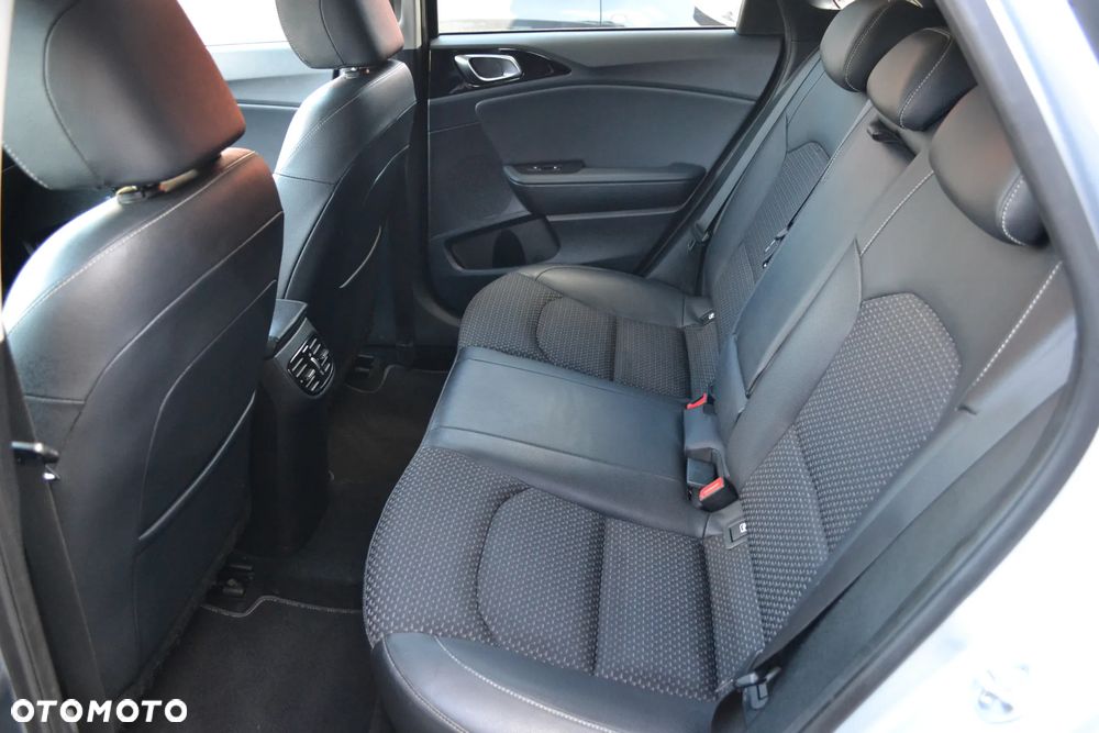 Kia Ceed 1.4 T-GDI OPF Spirit - 9