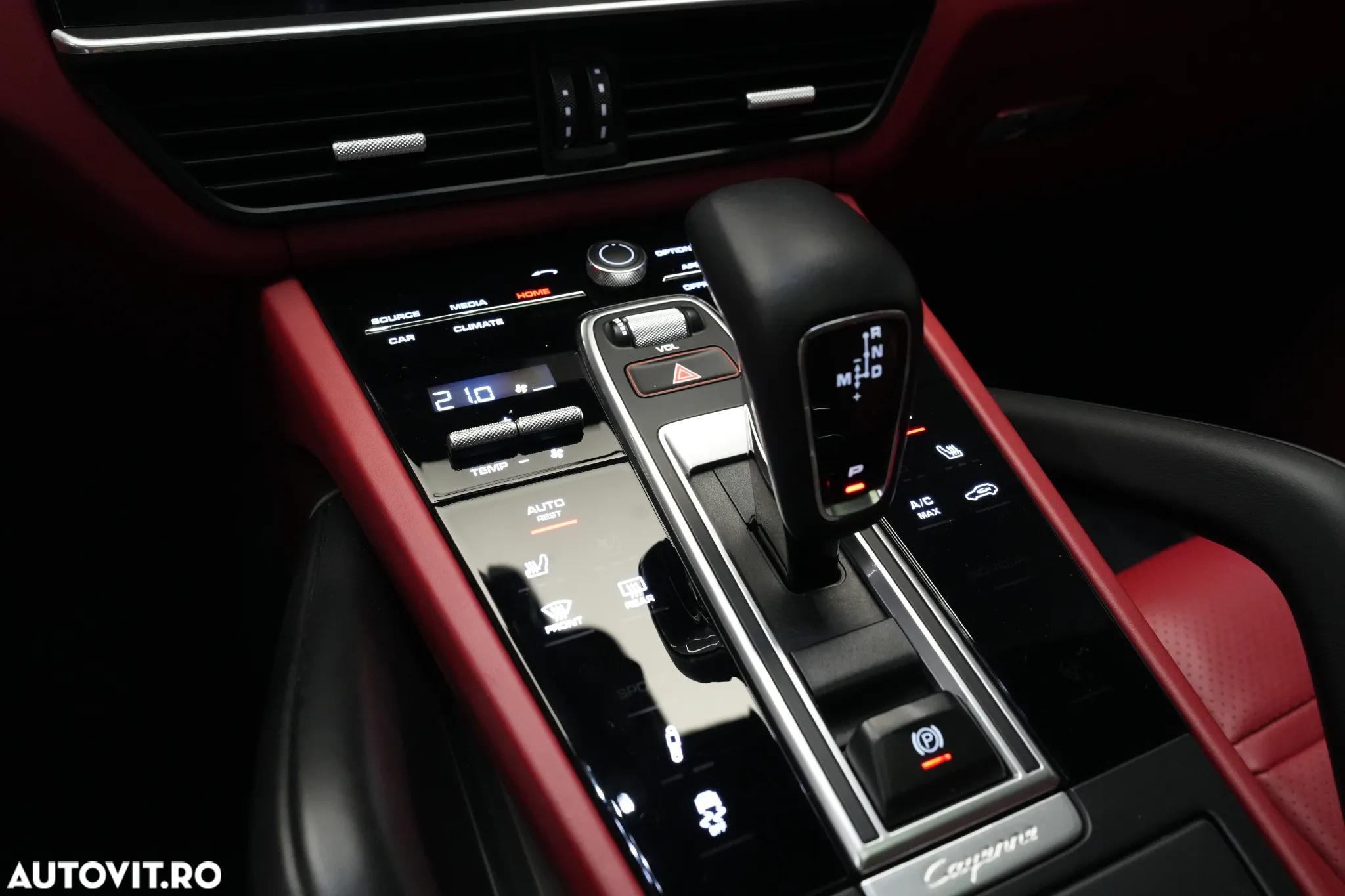 Porsche Cayenne Standard - 8