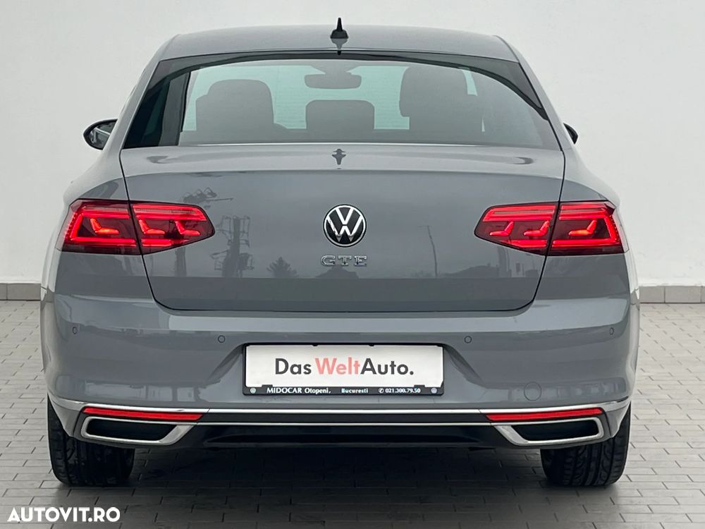 Volkswagen Passat GTE - 7