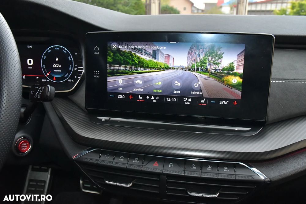 Skoda Octavia 2.0 TSI DSG RS - 7