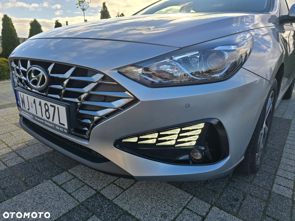 Hyundai i30 1.5 DPI Smart - 27