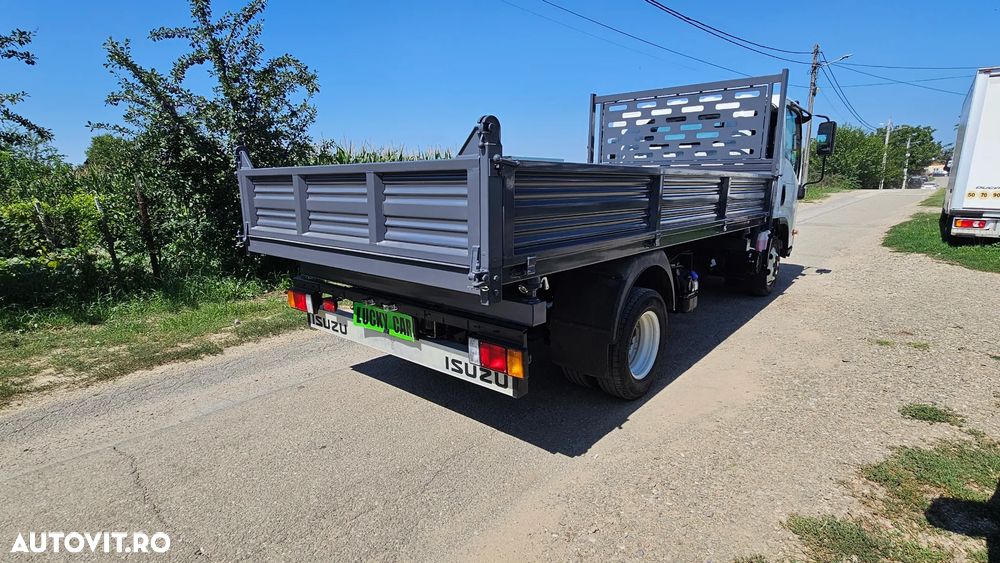 Isuzu Basculabila - 12