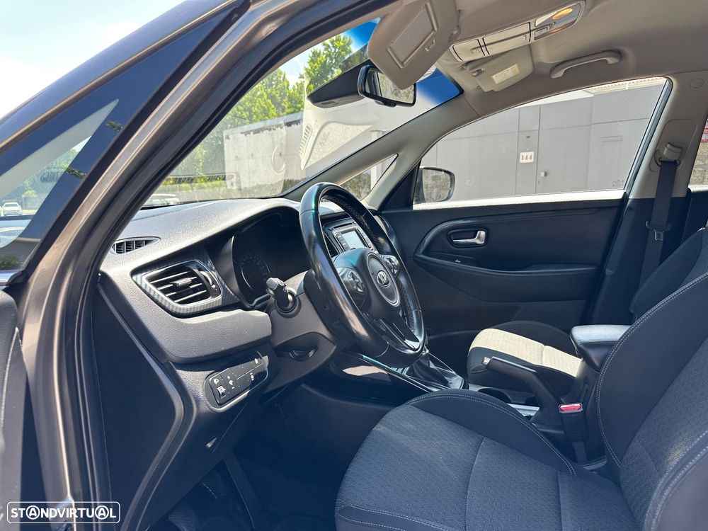Kia Carens 1.7 CRDi ISG TX - 20