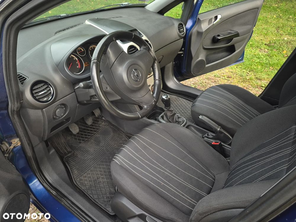 Opel Corsa - 10