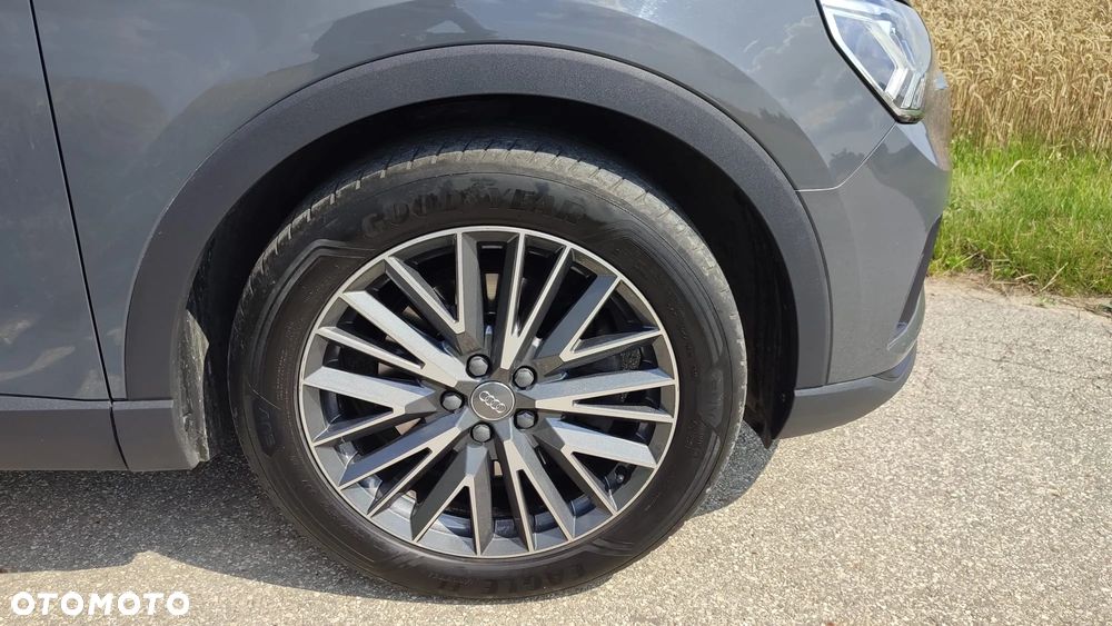 Audi Q3 40 TFSI Quattro Advanced S tronic - 9
