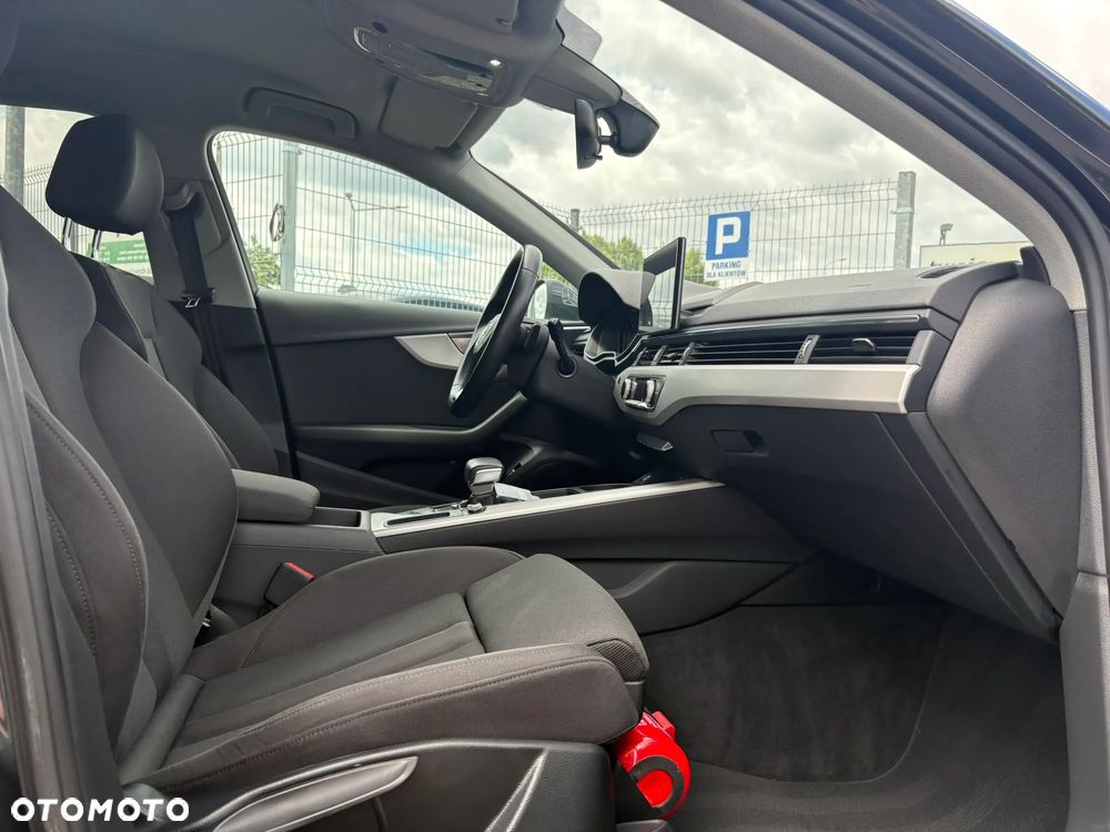 Audi A4 Avant 35 TDI mHEV Advanced S tronic - 28
