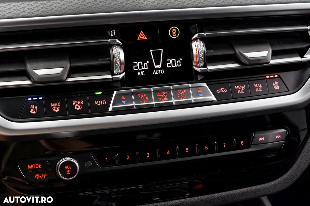 BMW X4 xDrive20i AT MHEV - 34