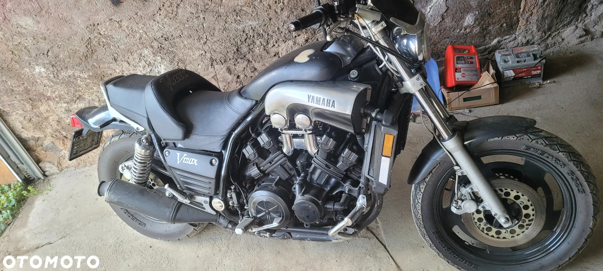 Yamaha V-MAX - 2