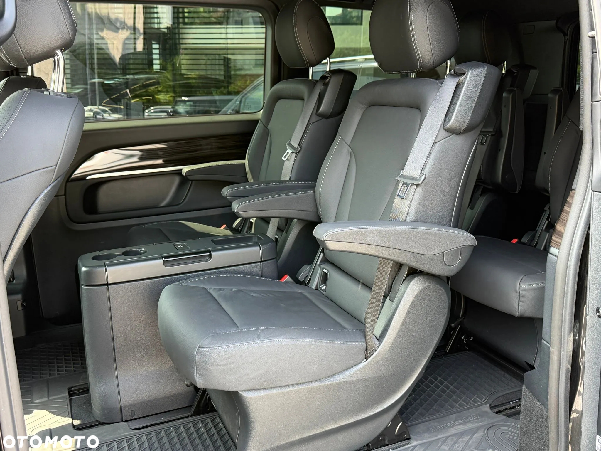 Mercedes-Benz Klasa V 250 d Avantgarde 9G-Tronic (d³ugi) - 6