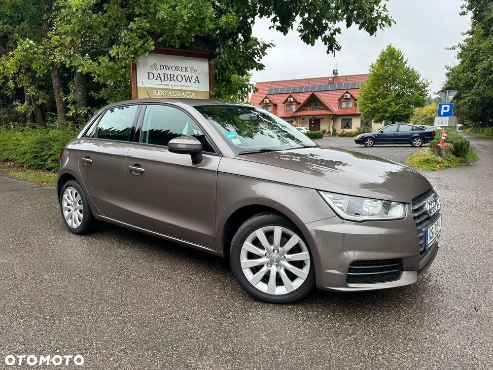 Audi A1 Sportback 1.4 TFSI S tronic design - 4