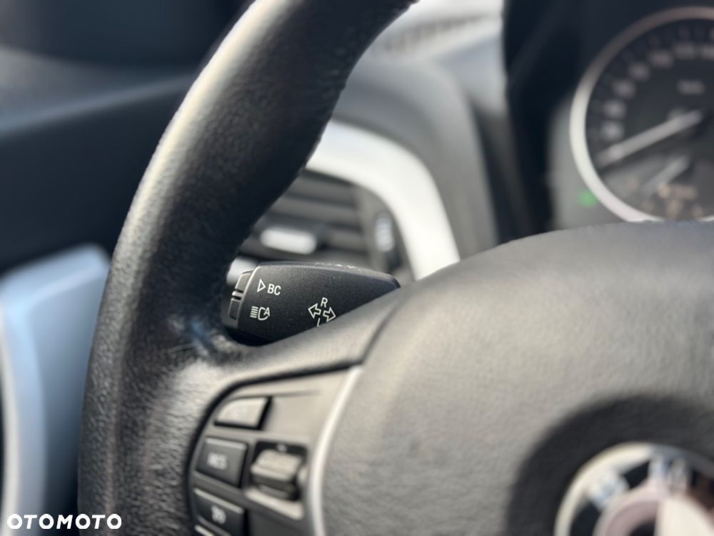 BMW Seria 1 118d - 37