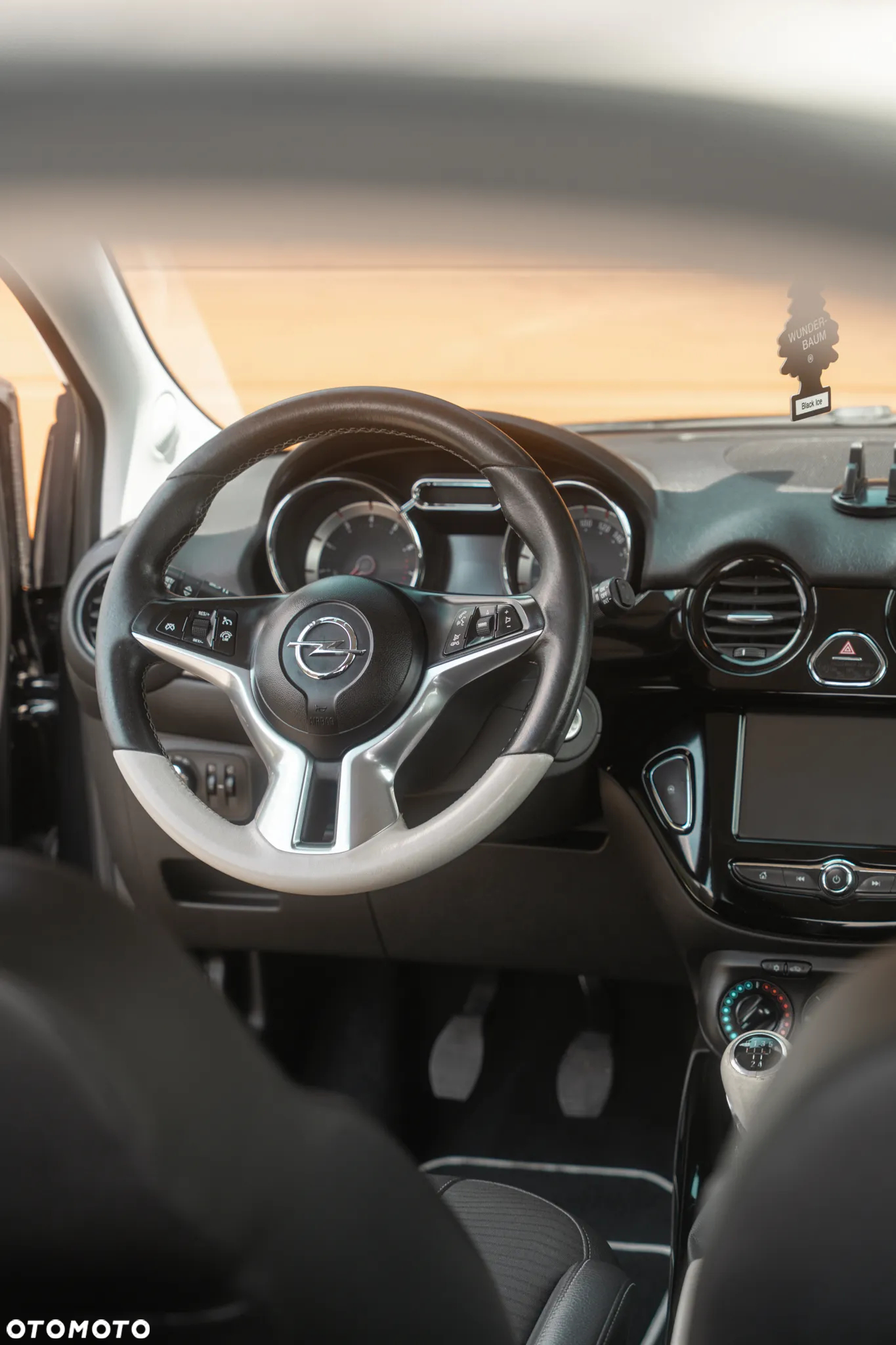 Opel Adam 1.2 - 7