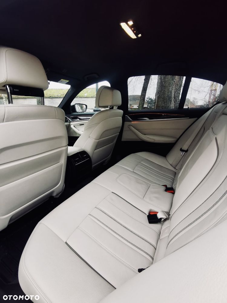 BMW Seria 5 530i xDrive M Sport sport - 10
