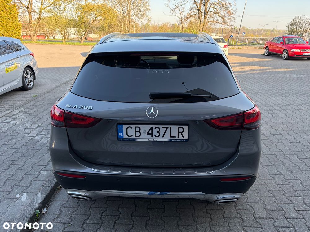Mercedes-Benz GLA 200 Business Edition - 3