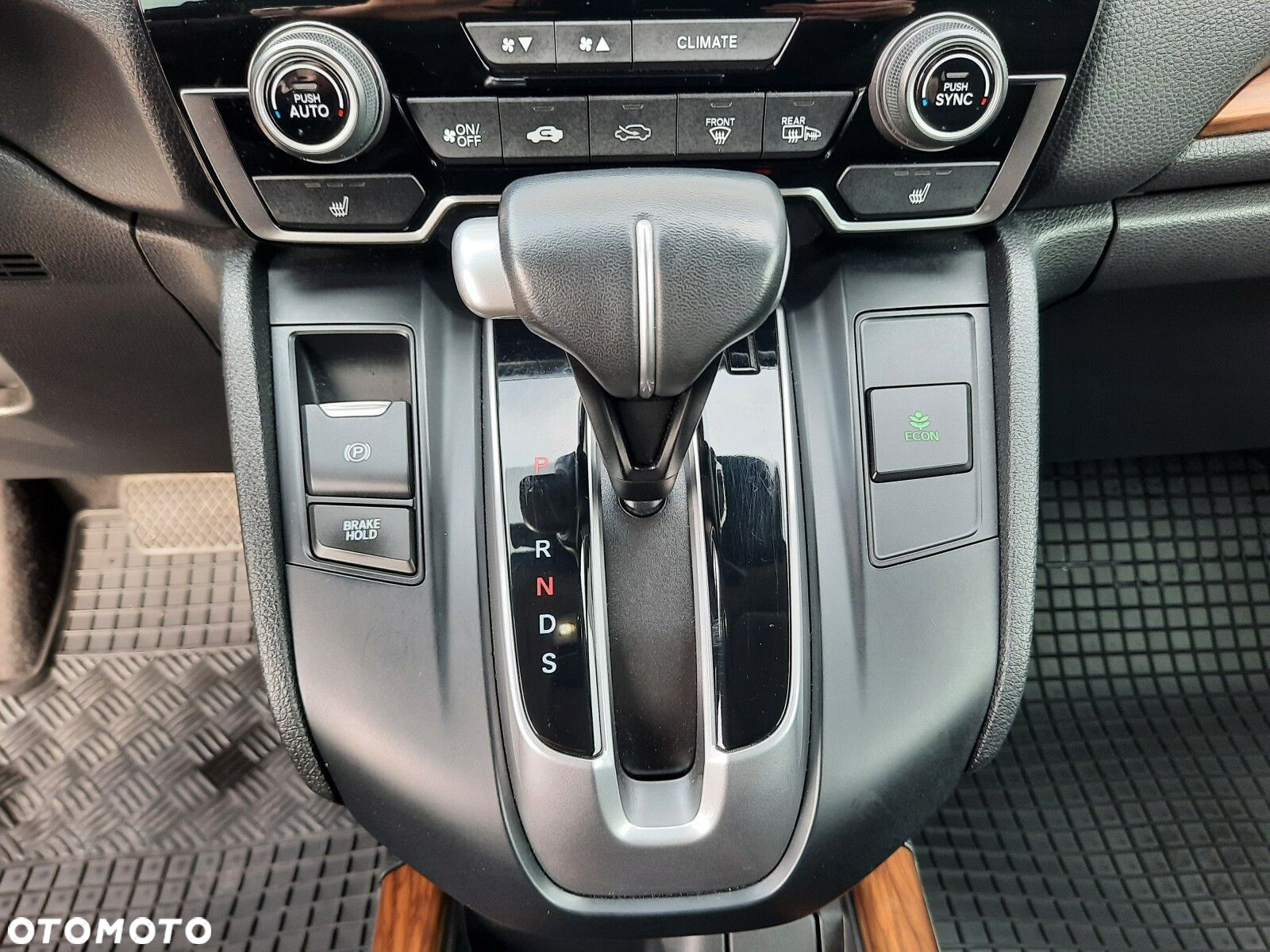 Honda CR-V 1.5 Elegance (Honda Connect+) CVT - 18