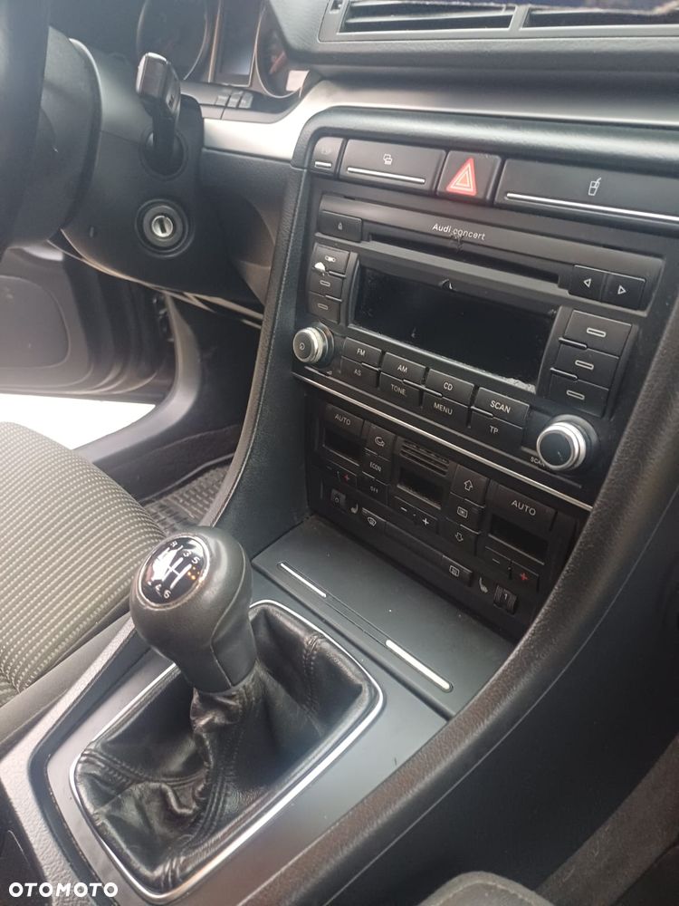 Audi A4 Avant 2.0T FSI - 10