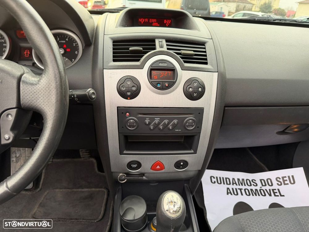 Renault Mégane Cabrio 1.6 16V Dynamique - 17