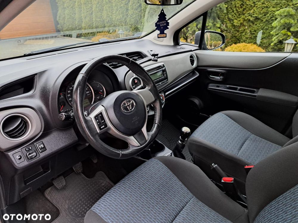 Toyota Yaris 1.4 D-4D Active - 8