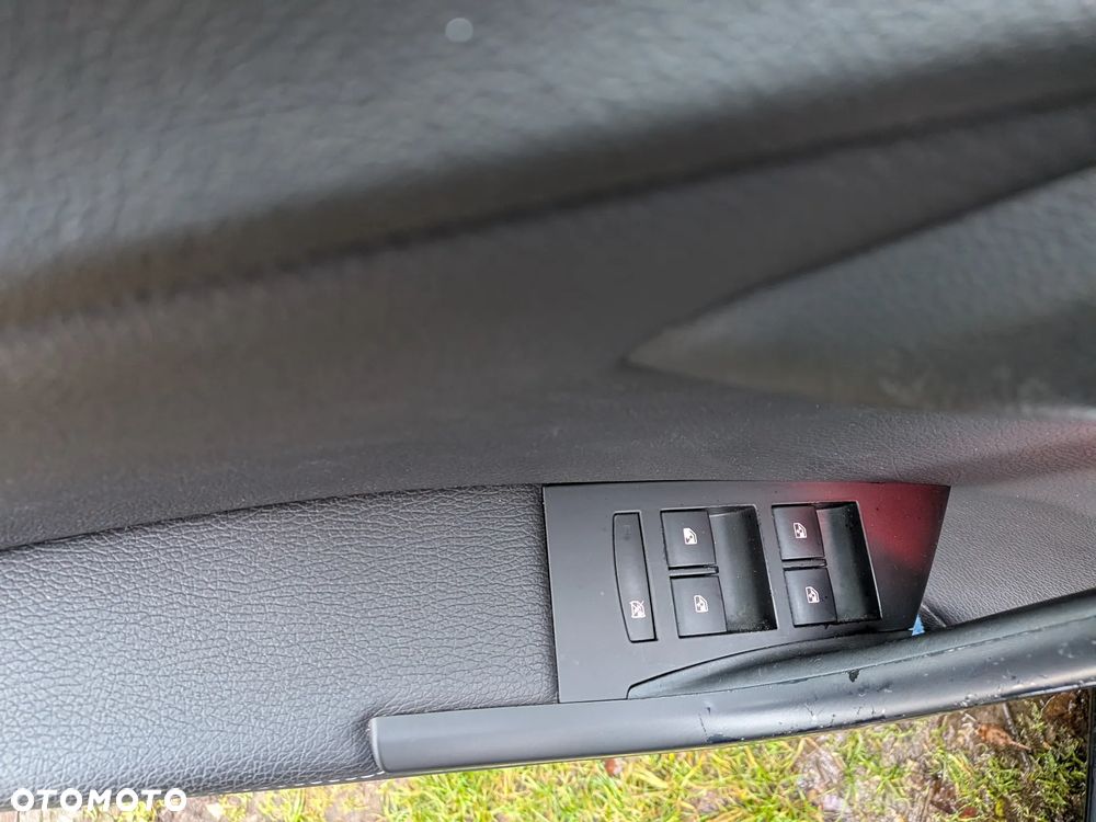 Opel Astra 1.4 Turbo Color Edition - 29