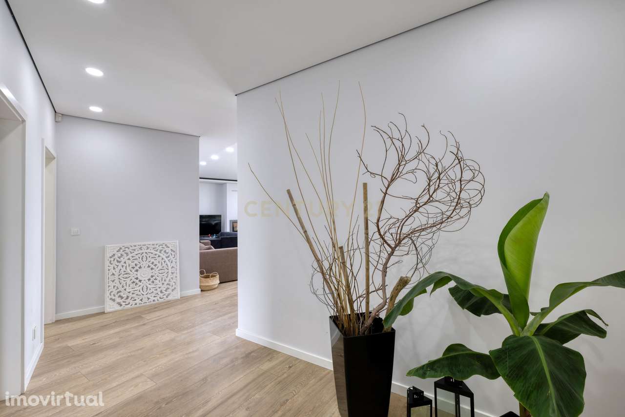 Moradia unifamiliar na Urbanização dos Jardins de Santiago, Setúbal - Grande imagem: 5/38