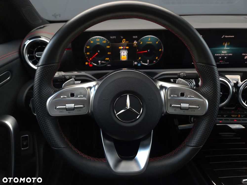 Mercedes-Benz CLA 220 d 4-Matic AMG Line 8G-DCT - 17