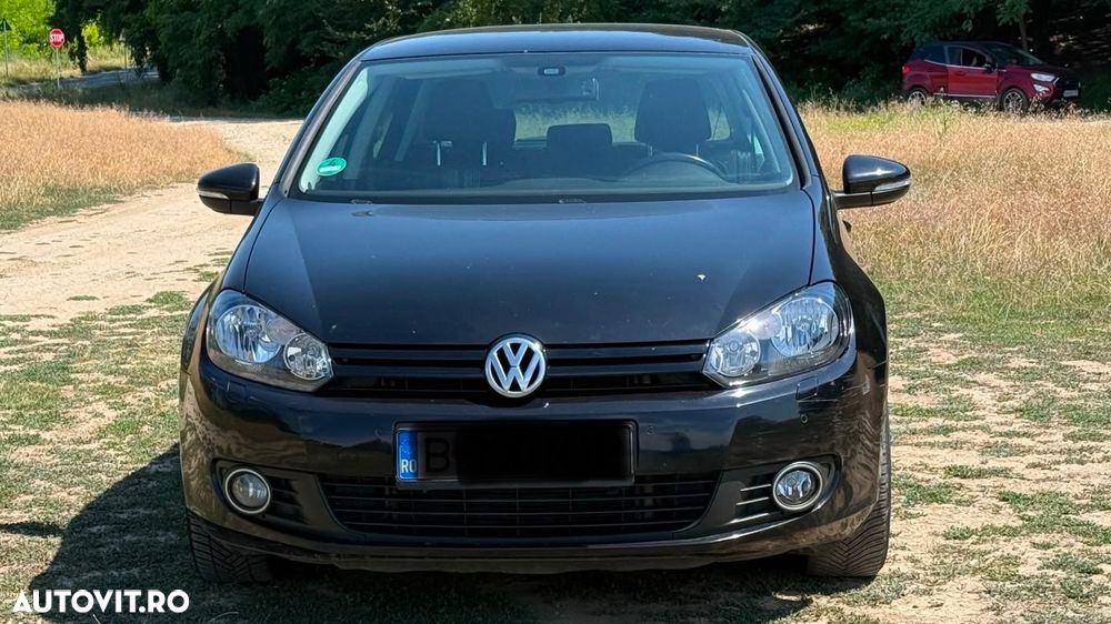 Volkswagen Golf - 1